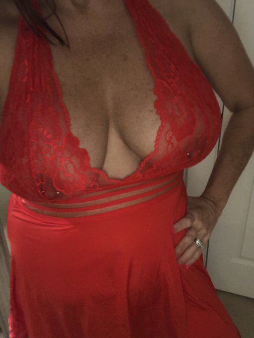 Daddy&rsquo;s coming home today&hellip; Trying to decide what to wear for him. Hit like for the one on the left and<a href="/tag/milf"class="tags"><span>#milf</span></a><a href="/tag/daddysbadgirl"class="tags"><span>#daddysbadgirl</span></a>