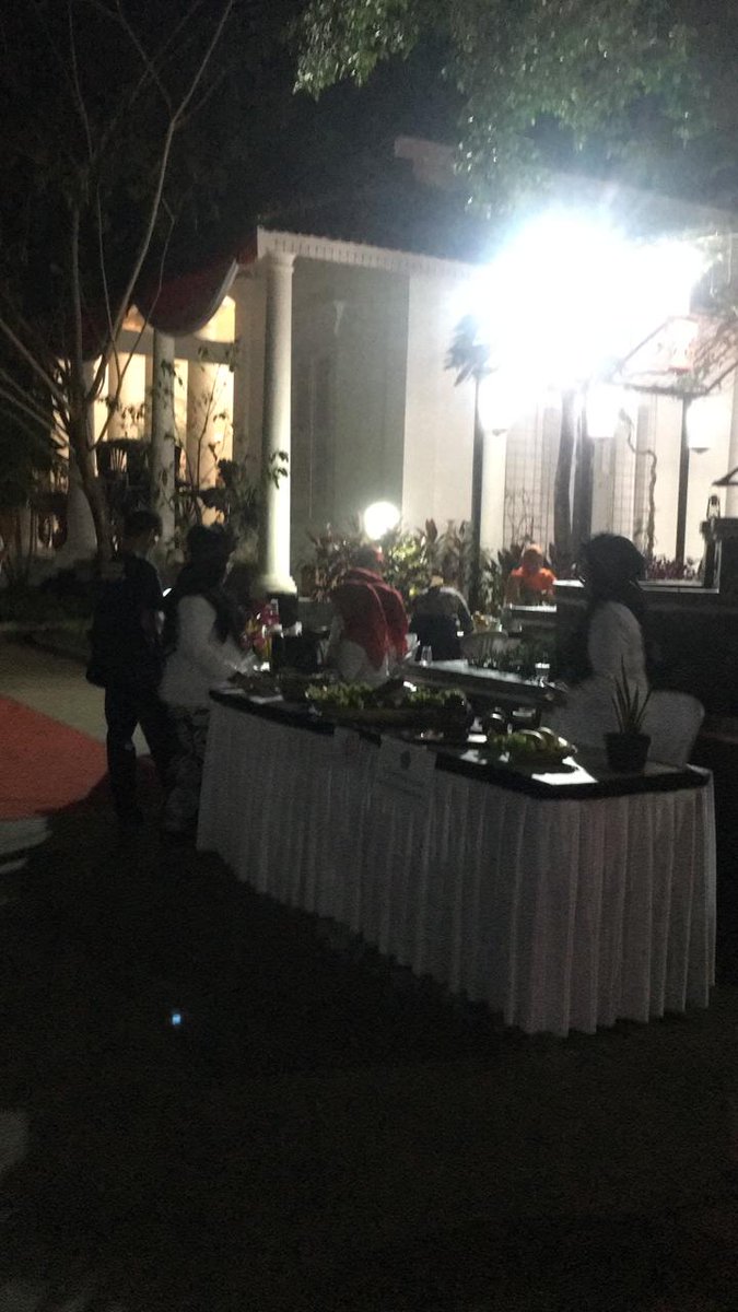 pikbumm's tweet photo. #HUTPurwakarta https://t.co/lOGIuJ3Wlb