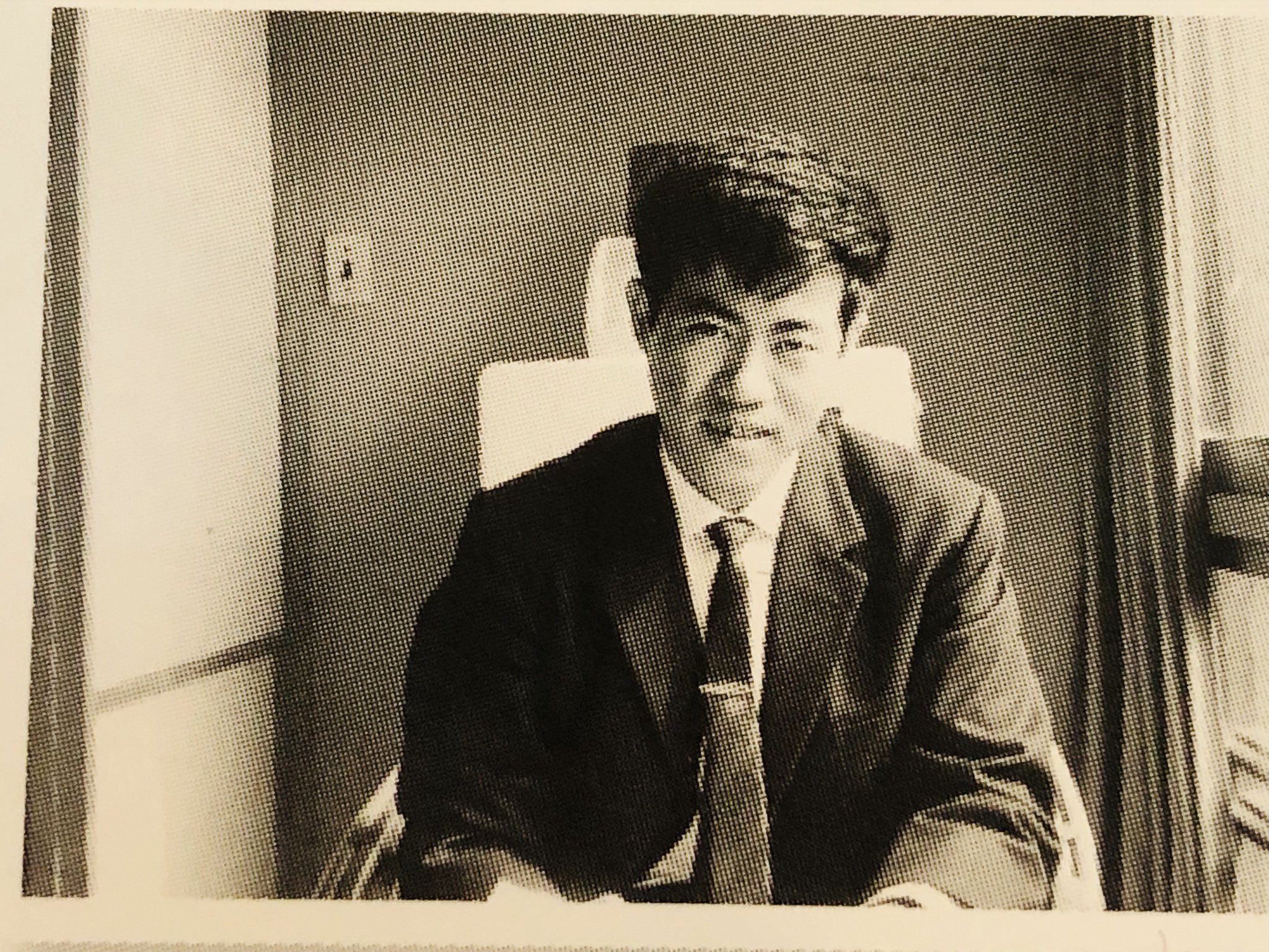 矢口高雄 矢口プロ 9で割れ ボクの唯一のサラリーマンドラマです 矢口 せっかくなので矢口の銀行員時代の古い写真も一緒に 世紀のハンサムボーイ になる前ですが なかなかのイケメンです 笑 スタッフ 矢口高雄