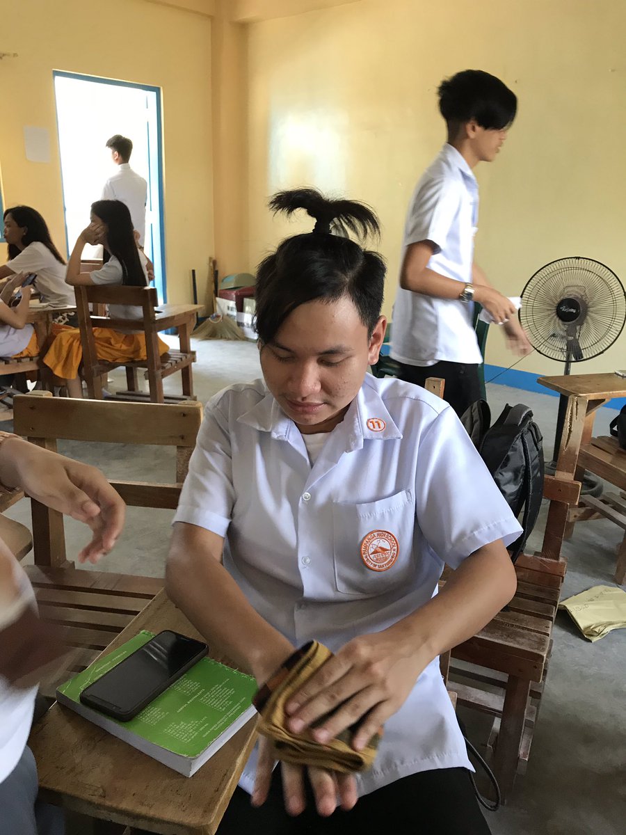 11stemH's tweet image. hiring po ng jowa 😉 rapsa to di kayo magsisisi