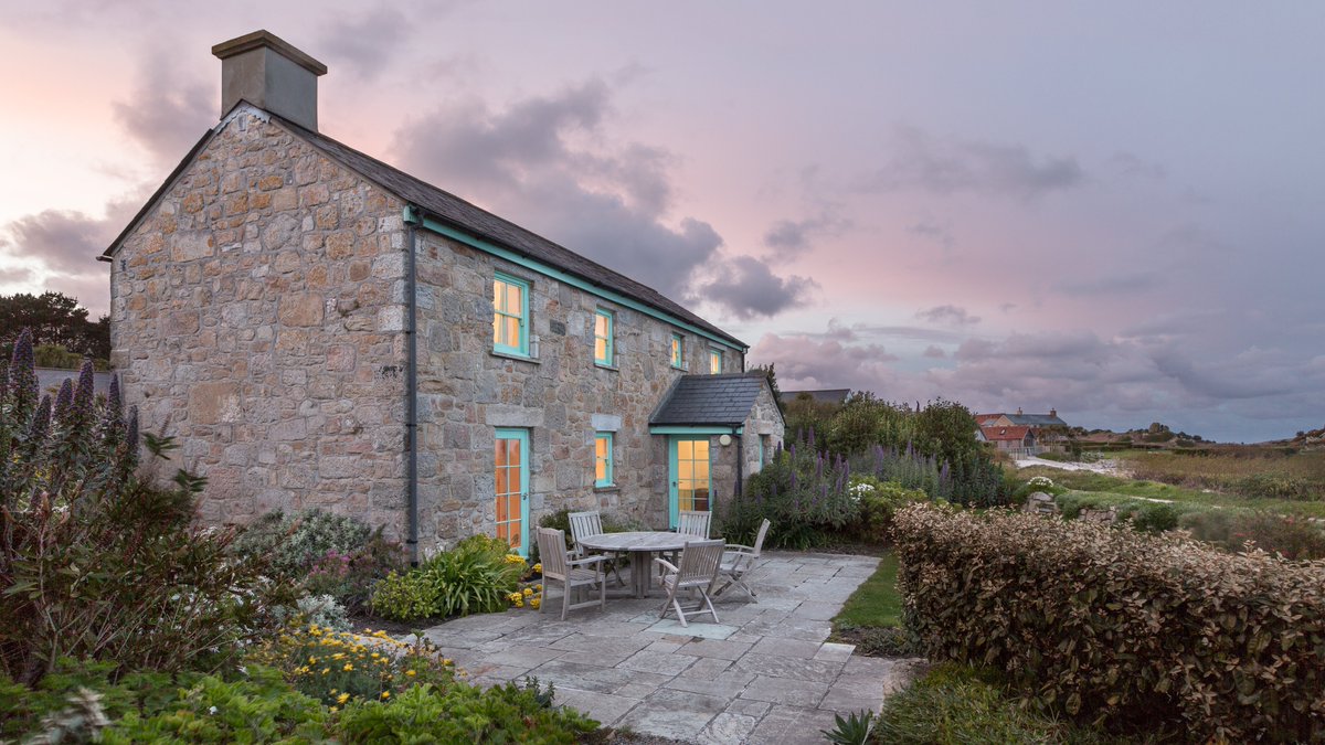 TrescoIsland's tweet photo. Escape to Tresco next month and enjoy all the charms of an island September.

Think balmy days, blustery coast walks and log burner-fuelled evenings.

Find our September accommodation highlights here: https://t.co/SxItHaBqLW https://t.co/cFwpBlj6EX