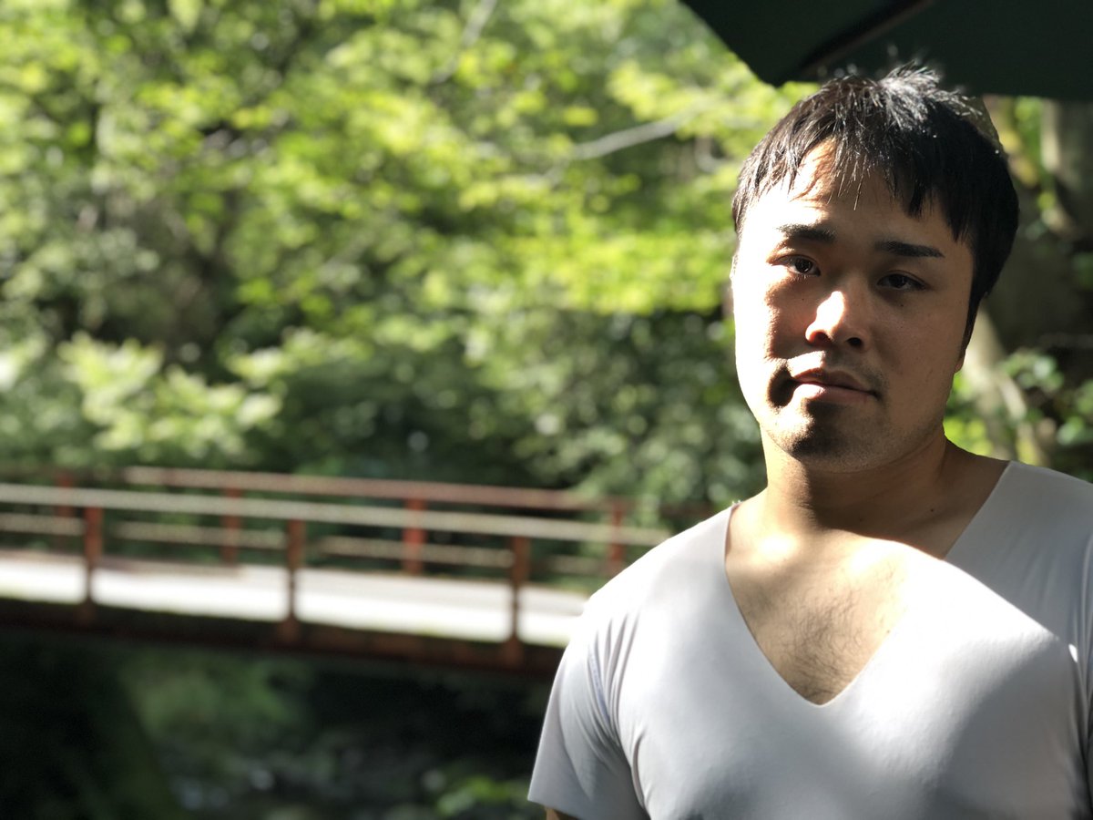 時折おれが見せるこういった表情に我ながら白旗振りたくなる。
この感情なんだろ。
ほんの少しだけど、女の子の気持ちわかった気がした。