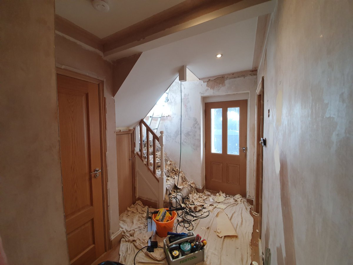 abilitex_ltd's tweet photo. House completed. Walls stripped, prepared using @Festool extraction system, re-lined and painted using @duluxuk and walls completed using @FarrowandBall 'Tallow'
#FridayMotivation #painting #decoration @decoratorsforum @DuluxTrade @AxusDecor #interiordecor #interiordesignmasters https://t.co/AXprDB11S6