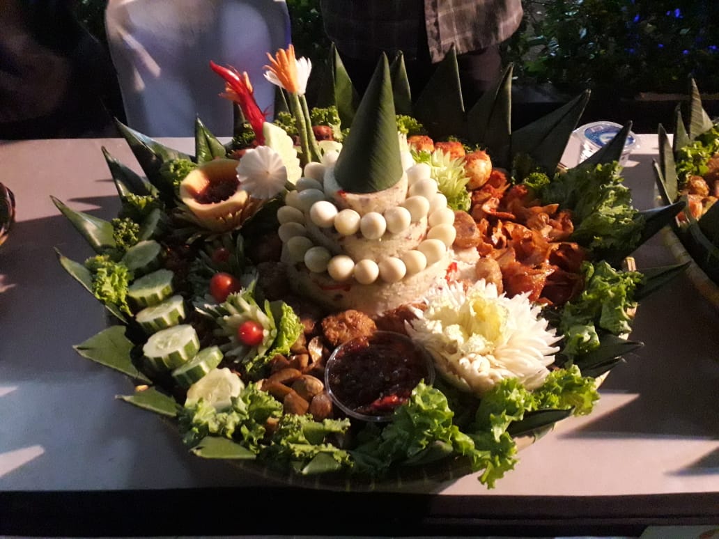 Aneka kreasi nasi liwet #HUTPurwakarta mau dicoba...? <a href="/ratna_anne/">anne ratna mustika</a> <a href="/DiskominfoPWK/">Diskominfo Purwakarta</a> <a href="/Kaharti_PWK/">kaharti.purwakarta</a>