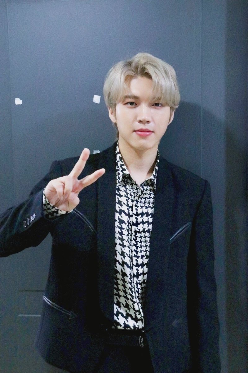 Official_IFNT's tweet photo. [#INFINITE][📸] 2019.08.16 '2019 케이월드 페스타'를 마치고

#무대_위에서_가장_빛나는_우효니🌟
#인스피릿_덕에_더_빛나는건_안비밀☺ https://t.co/ZgXzXSUhaJ