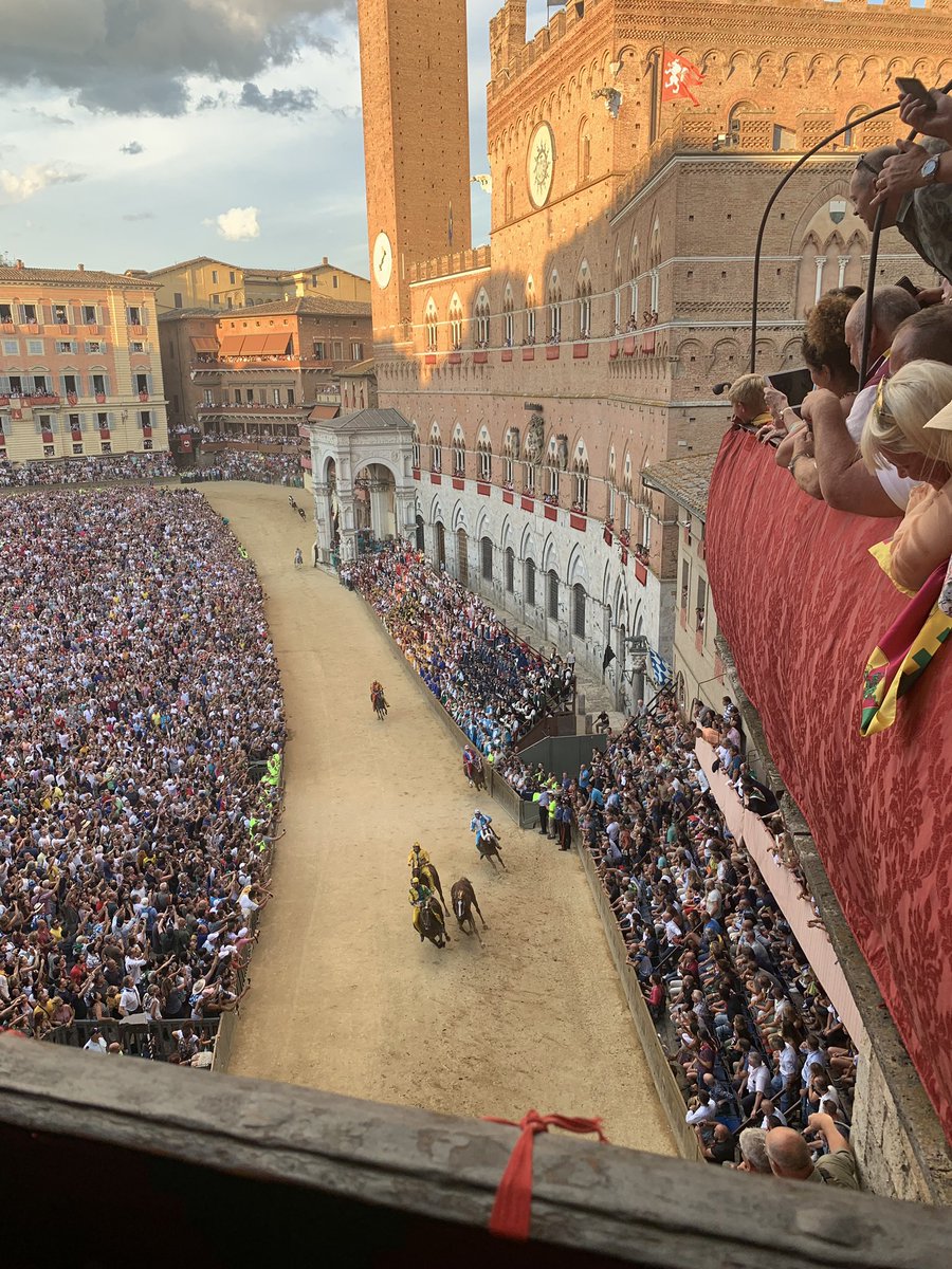 bensamuelson's tweet photo. What. A. View. #paliodisiena https://t.co/Gpu4Ffjnsi