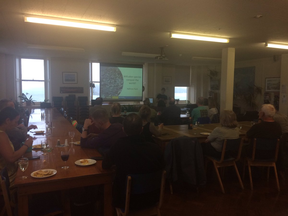 H_ParryWilson's tweet photo. @kathrynepack at her final Beyond #CoCoastSW giving a talk on her @unisouthampton #PhD research on #invasivespecies @thembauk https://t.co/gYMzG0U6YP