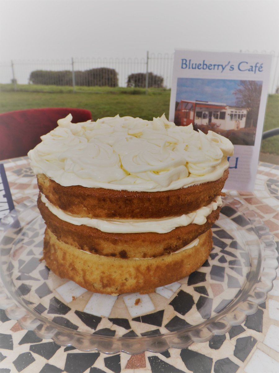Blueberrys_cafe's tweet image. Cakes for tomorrow are GLUTEN FREE Pear Frangipane, Malteser, Vanilla and Elderflower and Gooseberry #iow #isleofwight