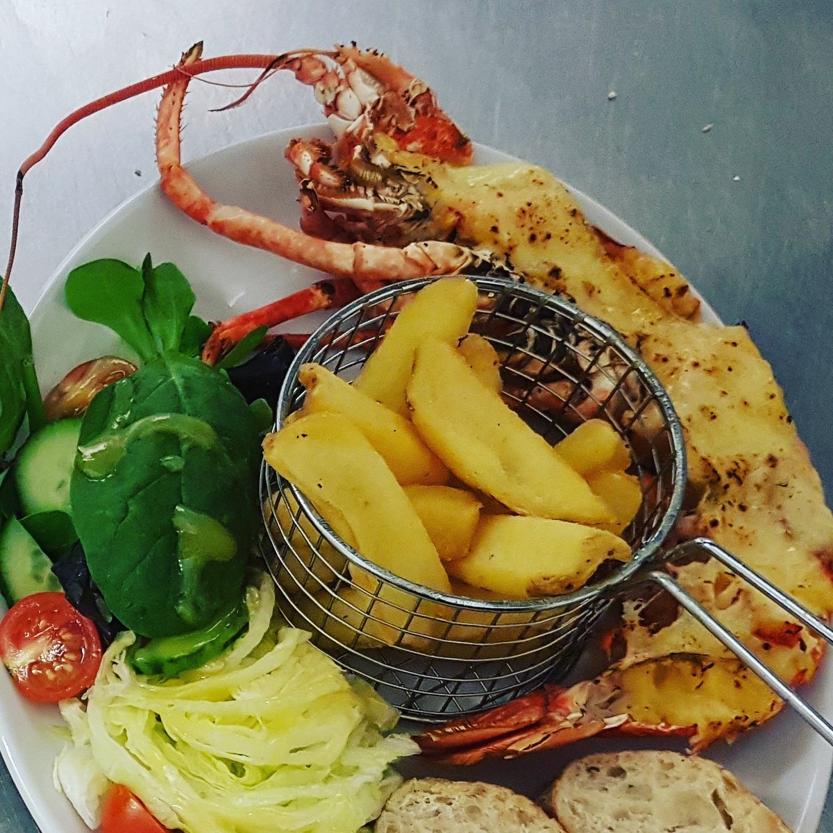 Seabeats2's tweet photo. Lobster thermidor is on this weekend !!! https://t.co/GCD4rOmfxZ