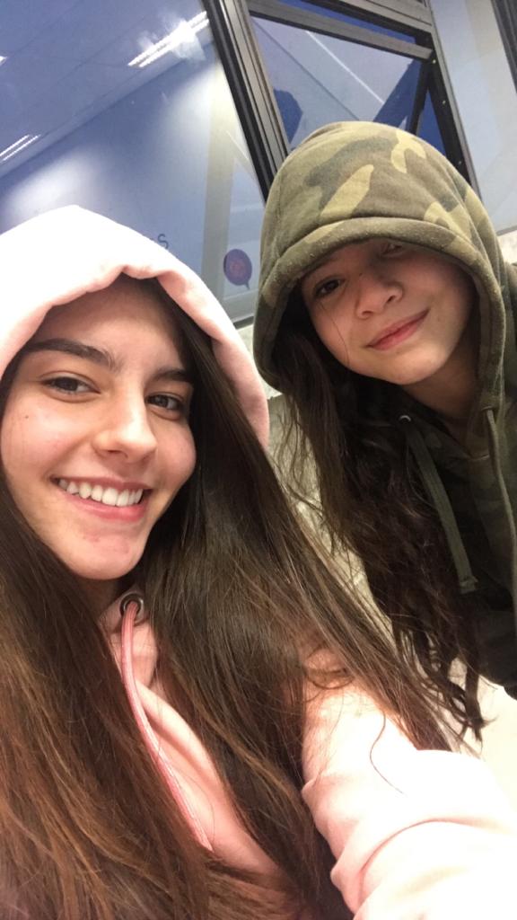 LauraFerreiraP5's tweet photo. @IsabellaWerner4 Com a sorte eu não brinco #cocoD https://t.co/7sCegE07hY