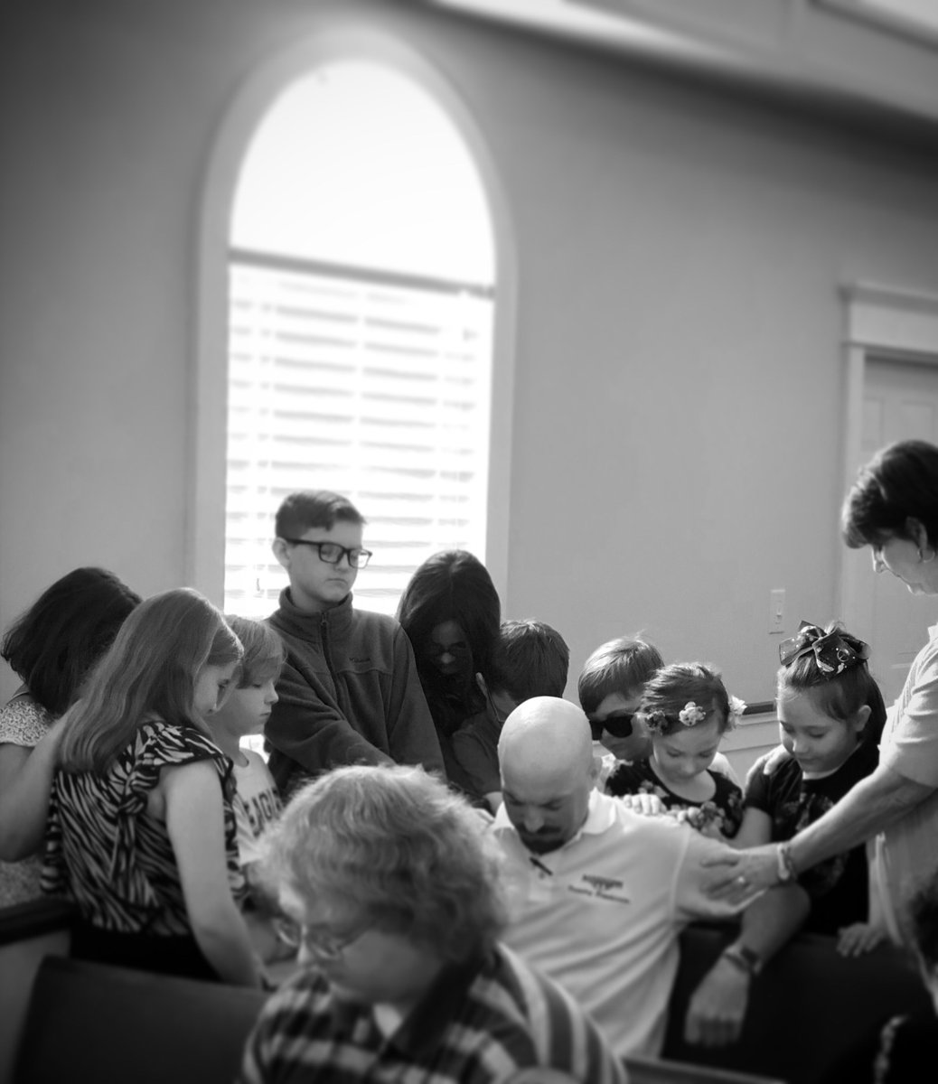 AtWindance's tweet photo. 🙏🏼Please continue to lift our church member up in your prayers as he continues to fight this battle. Our RA’ &amp; GA’s surrounded him at service last Sunday to pray. The sweetest gesture from such young hearts. God knows! #Windance #Rise #Pray #prayerwarriors #RAsAndGAs #faith https://t.co/DxyzVbznTZ