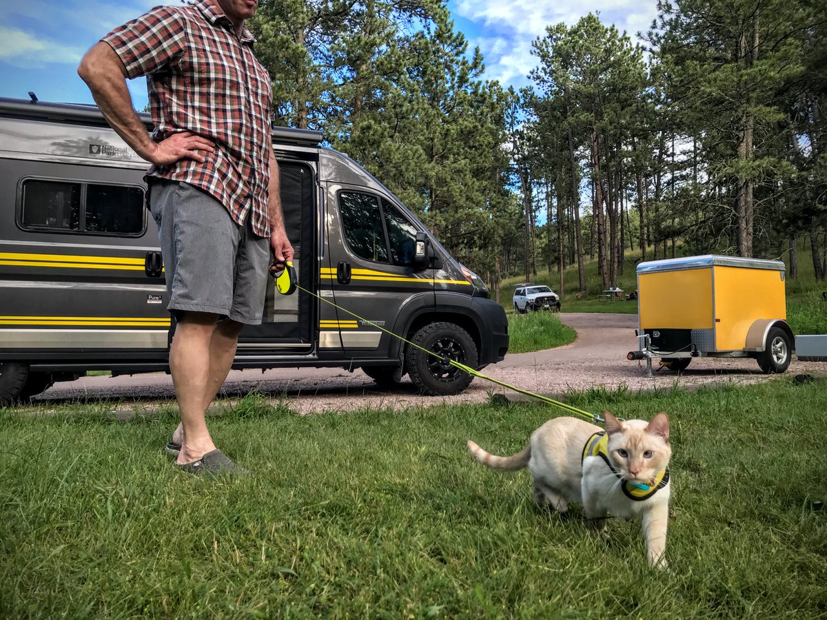 WinnebagoRVs's tweet photo. Follow @TheFitRV as they take the Limited Edition @GoParks Travato to Wind Cave National Park. #ParksLessTraveled #FindYourPark #EncuentraTuParque https://t.co/WmoTotOcCp