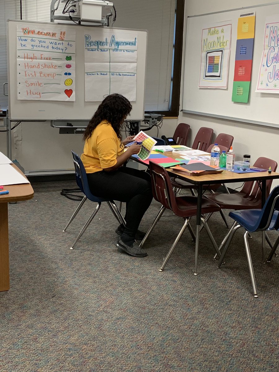 Cochran_Colts's tweet photo. Social Emotional Learning POP Up Shop today at Cochran. @MolinaSunset @SELearningEDU #cochranrocks https://t.co/xRGvVM9LOW