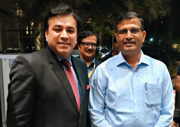wgsha's tweet photo. Ever so inspiring 
"The Turnaround Man"
@AshwaniLohani 
@HyattRegencyAhm https://t.co/iVi91aqYM6