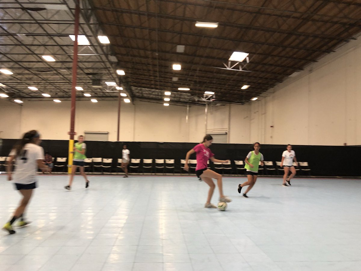 FcAmerican's tweet photo. Arfc Freedom #Futsul #Training https://t.co/mVUshQsAX5