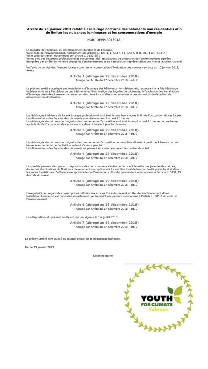 ClimatGreve's tweet photo. Lights Off : n°3 😊 Les commerçants commencent à comprendre le message même si ils trichent un peu sur la notion d'��clairage intérieur 🌱 https://t.co/r9JuiFhufs
