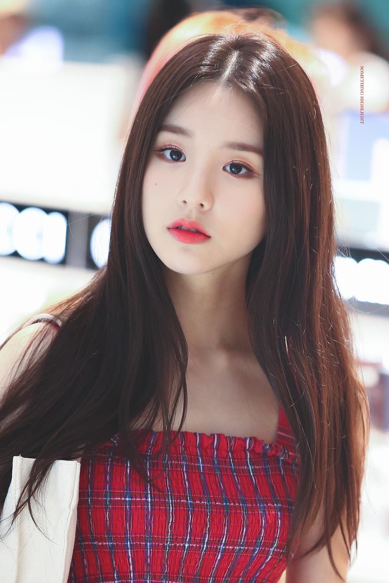 heejin pics (희진) tweet media
