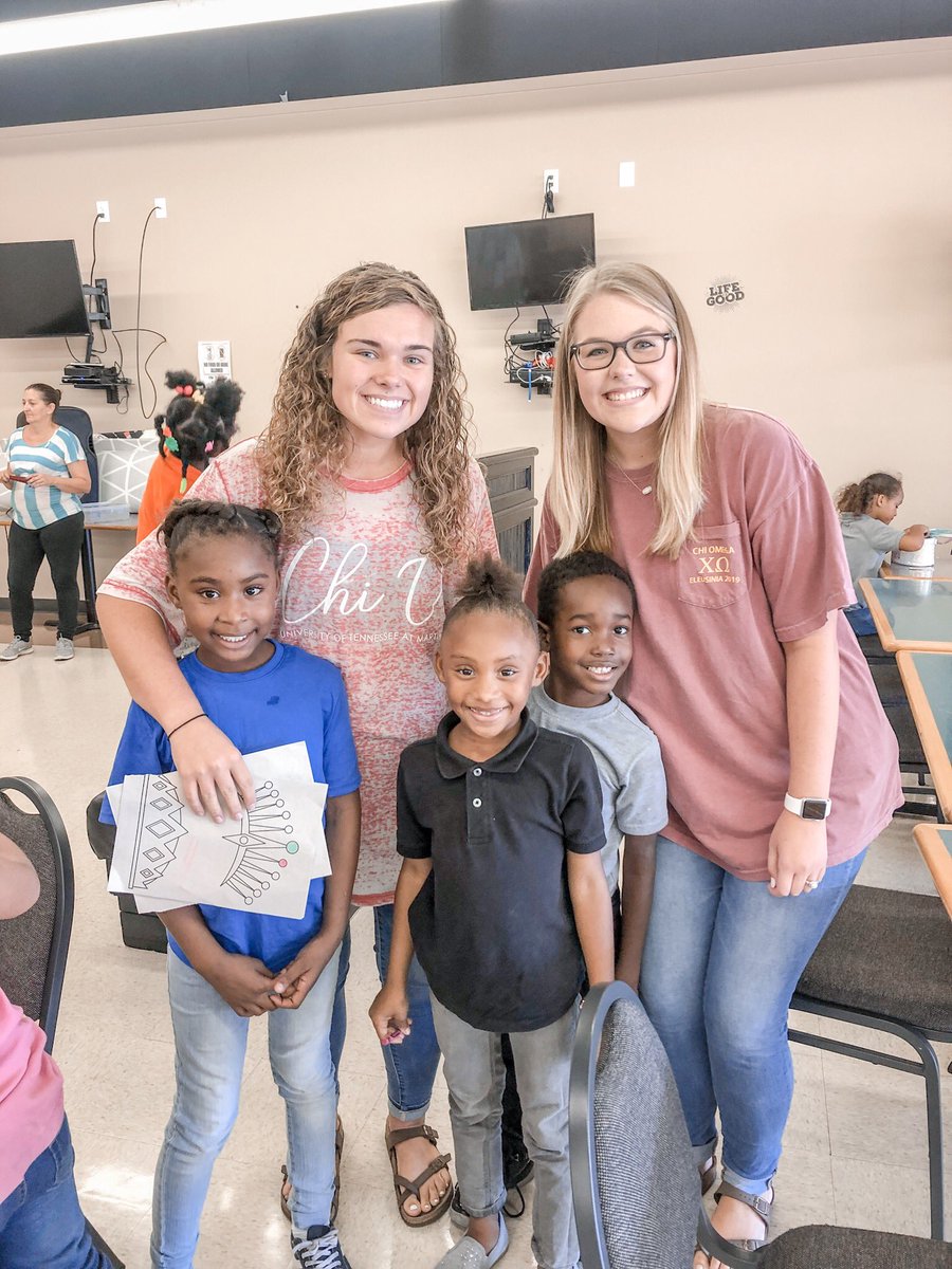 UTMChiOmega's tweet photo. One of Chi Omega’s core values is Service — and we love getting to serve the communities around us! This week, we’ve been helping out at Trudy’s Kids Cafe in Union City! We have loved this experience ❤️ https://t.co/u9hvjN6iLD