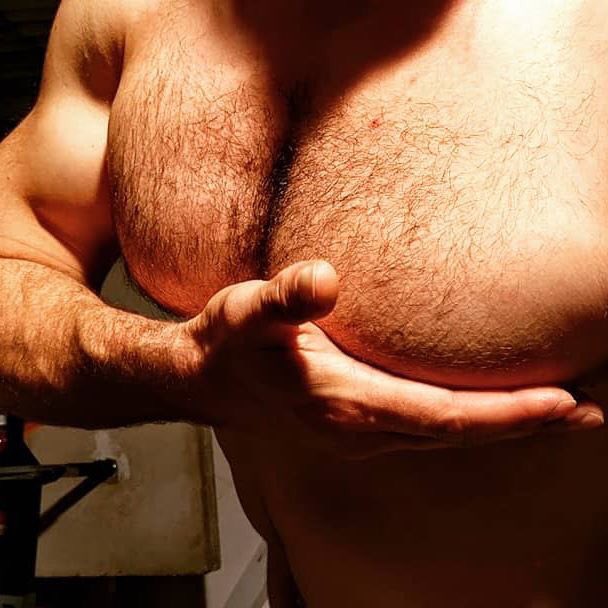 Muscle Pecs Worship - Telegraph