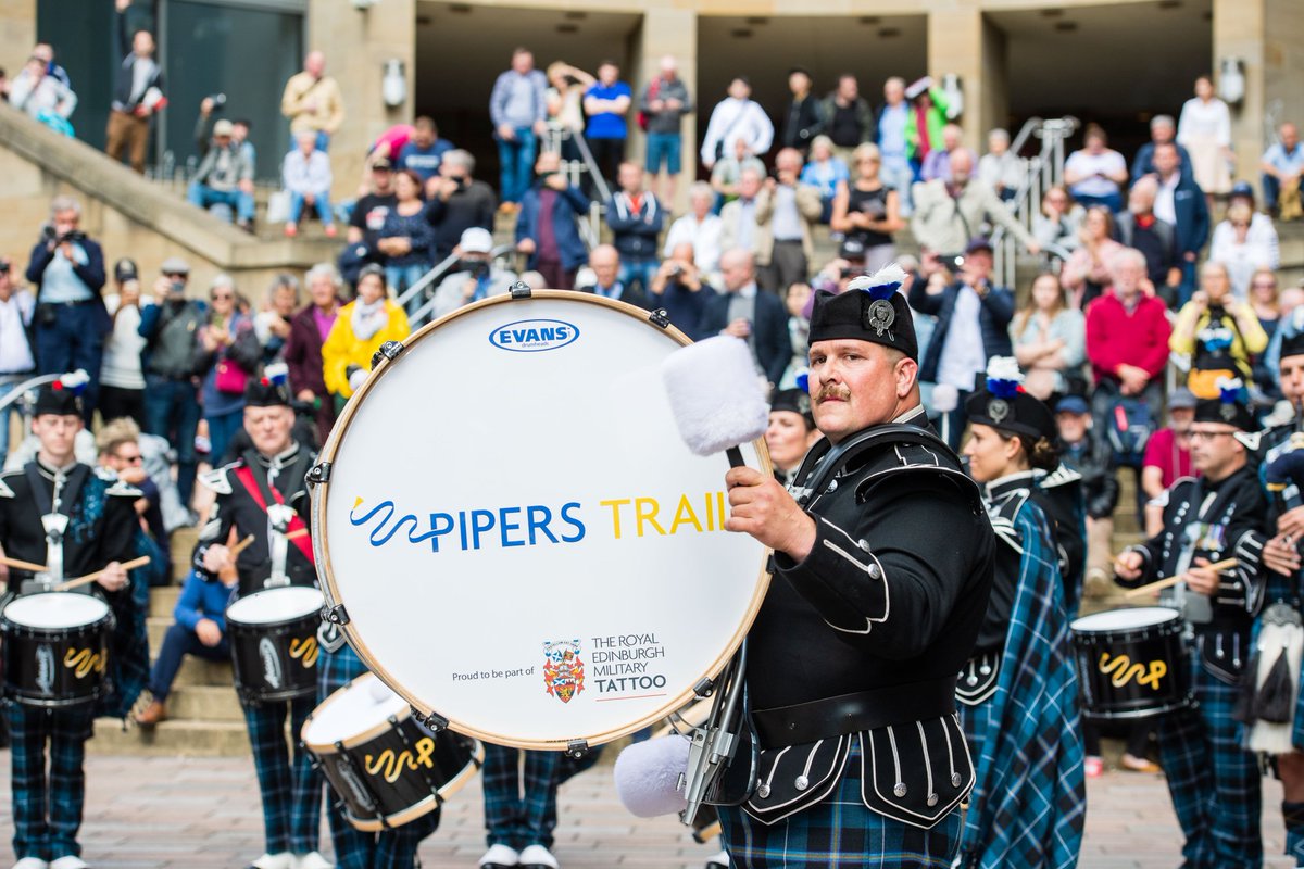 EdinburghTattoo's tweet photo. Some great photos of @PipersTrail taken during yesterday’s @GlasgowPiping performance. #EdinTattoo #PipersTrail https://t.co/hAULpoakWd