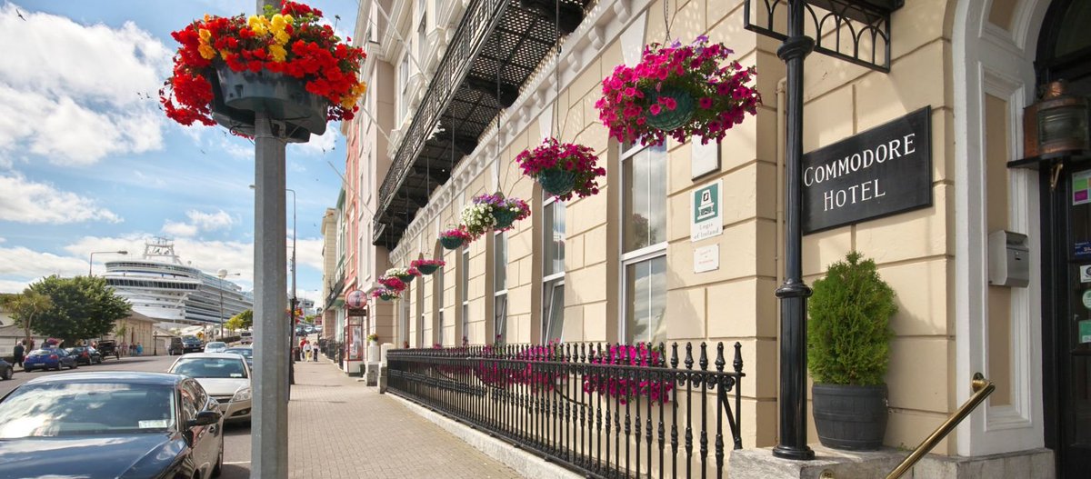 Make yourself at home <a href="/CommodoreCobh/">Commodore Hotel Cobh</a> where the friendly staff, locally produced tasty delights, live entertainment &amp; a beautiful cork harbour view ensures a very pleasant stay!
#CorkHarbourIslands #OurIslandsYourAdventure #PureCork #Seaviewhotels