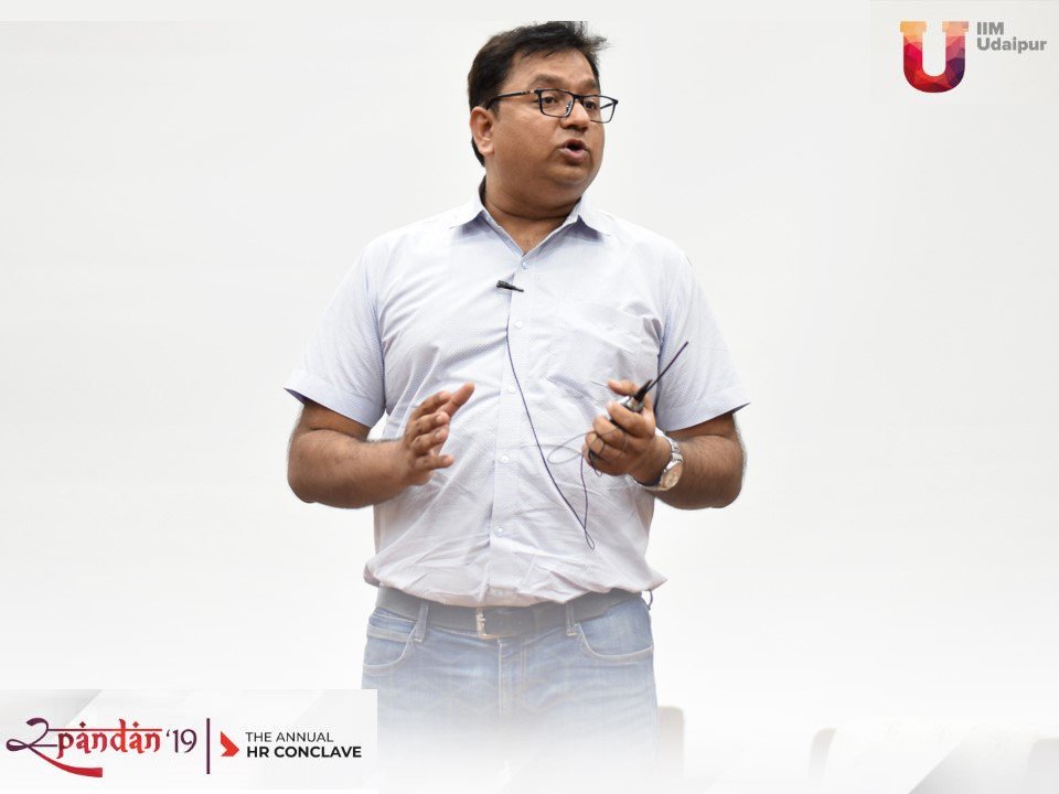 Yogesh_K_Sharma's tweet image. Spoke at IIM Udaipur HR event!! beautifully crafted campus, curious students, amazing faculty and few great friends and HR leaders. Thank you Prof Janat Shah and @IIM_Udaipur  team for giving me this opportunity at your flagship conclave.