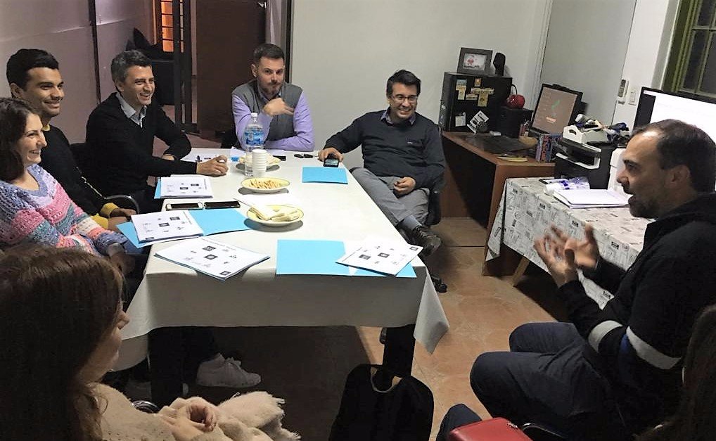 IncubaCapital's tweet photo. 👉Liga de Coworking👈
.
.
.
#incubadoras #coworking #vinculacion #planificacion

https://t.co/Dof8KW36CJ https://t.co/UmtkIPvTw2