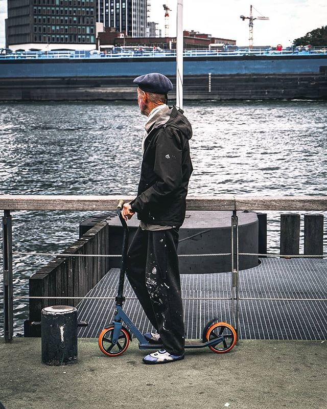 krytanmedia's tweet photo. You are Never too old.. Fujifilmxt10
16-50mm f3.5-5.6
#Amsterdam #old #man #scooter #water #station #ferry #very #music #ride #flapcap #skaterboi #live #krytanphotography #portraitsofinstagram #twitter #facebook #linkedin https://t.co/eI4o96aU2X https://t.co/Et3mbn9ws5
