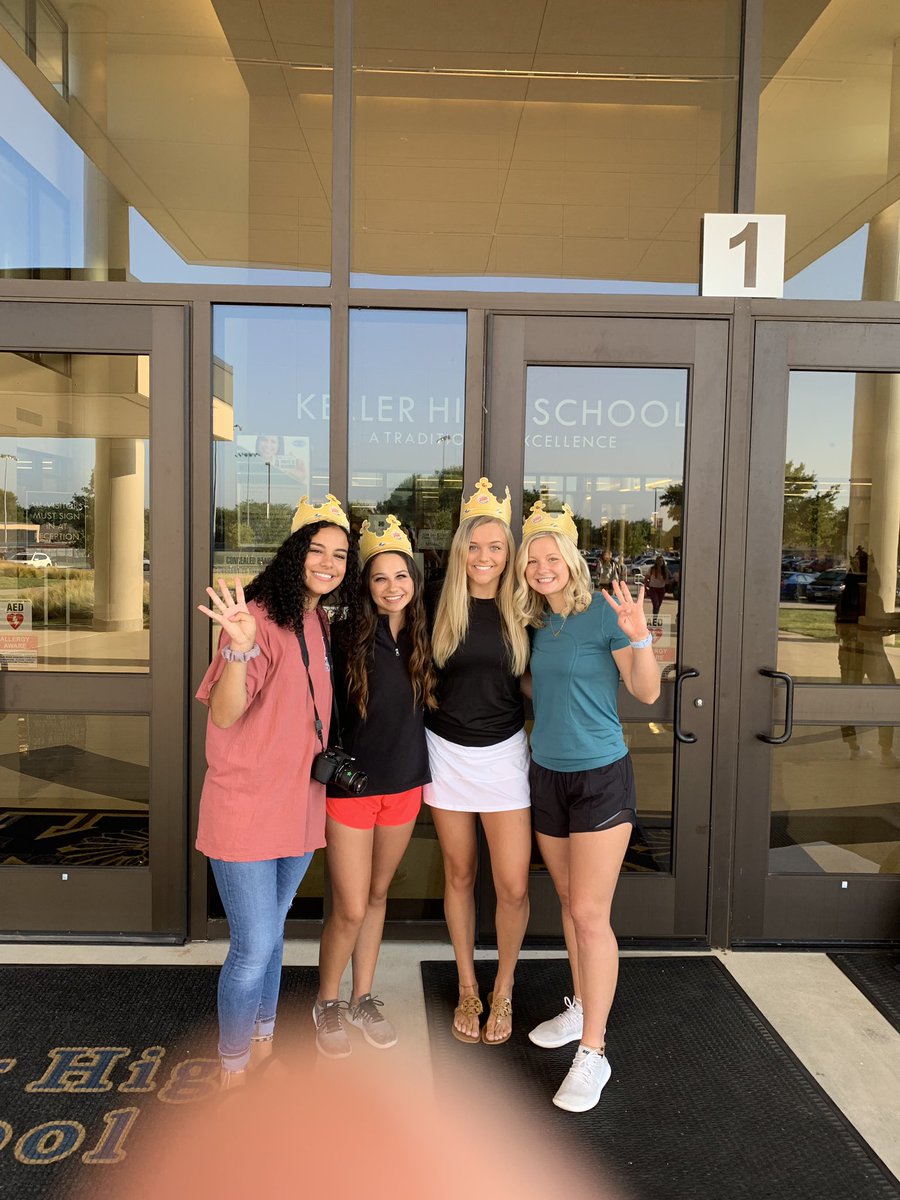 One of the more confusing traditions... <a href="/KellerStuCo/">Keller StuCo</a> handing out Senior Crowns this morning! <a href="/KellerHS2020/">KHS Class Of 2020</a> #seniorcrowns #KellerALLIN
