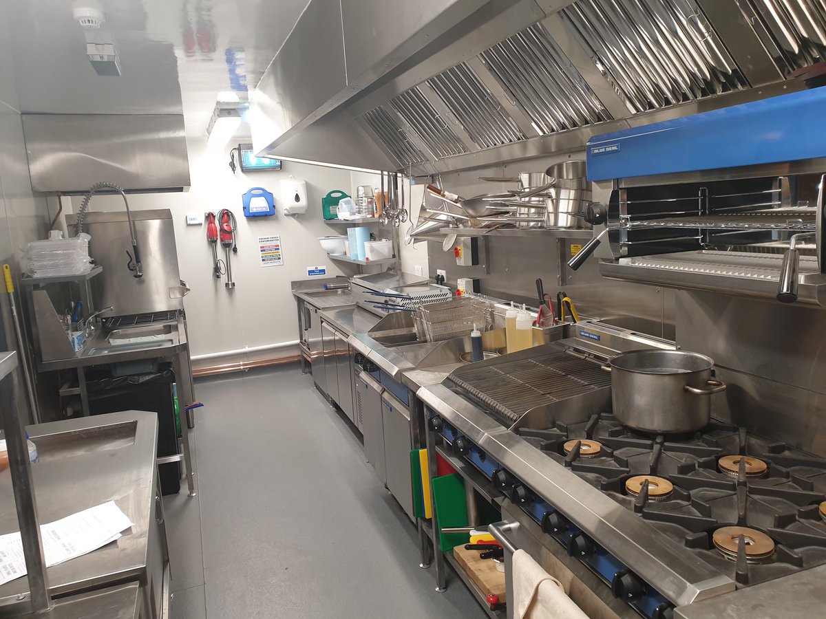 Full new kitchen installation at a pub refurbishment in #Leicester, #happy customer 👍.  A good few weeks work and a good looking result in the end. ⁦#keeplocalpubsopen #camra