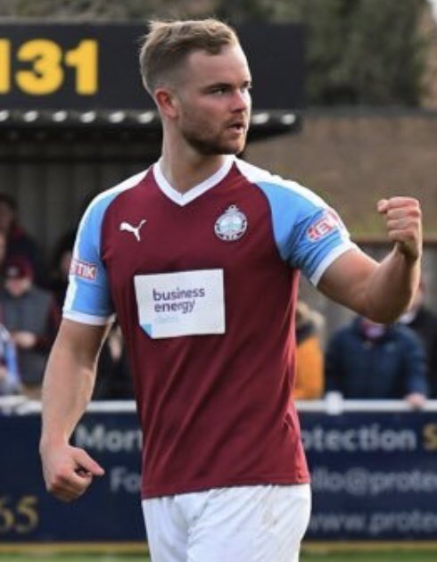 KikoRod9's tweet photo. Start of a new season tomorrow @SouthShieldsFC good luck to @NathanLowe_ @MylesBoney @Luk3daly7 #teamsrn @DRNSPORT https://t.co/5xN63n5dRY