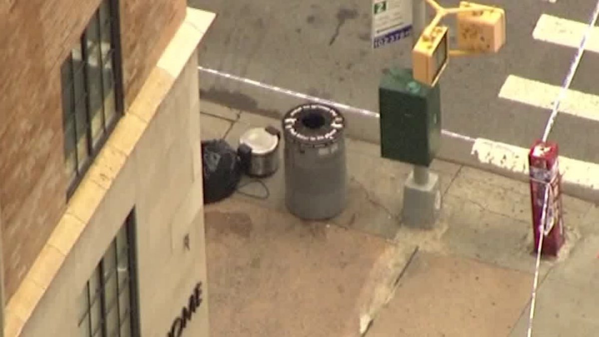 PIX11News's tweet photo. BREAKING UPDATE: Third suspicious package found in Manhattan deemed safe: police https://t.co/p5sCAIB3iq https://t.co/aGrP4NrbEk