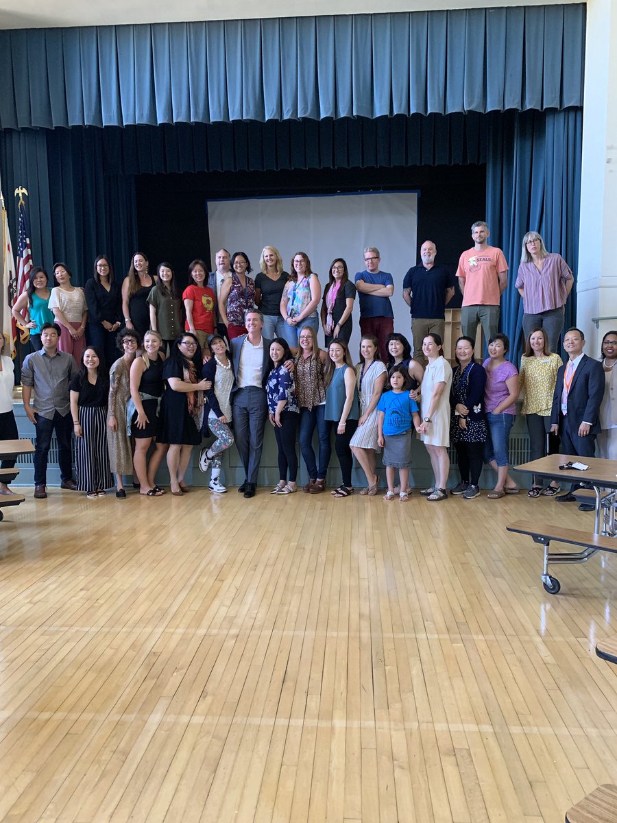 NlawnD's tweet photo. @DiscoveryEd had an incredible PD yesterday at Francis Scott Key in @SFUnified These teachers are  amazing and are making such a difference in student’s lives! Even Mayor @LondonBreed and Governor @GavinNewsom  came by to check it out! @USCShoahFdn #partnership #engagement https://t.co/AxqOXX4Cc7