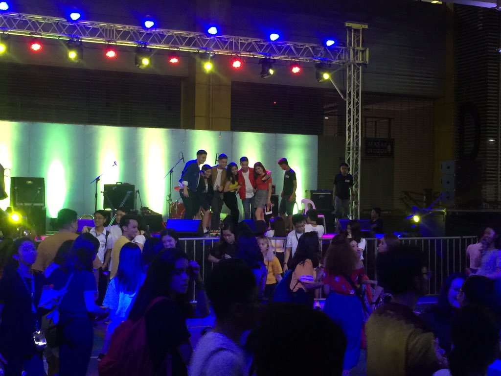 TOMCATust's tweet photo. That's a wrap for tonight's Thomasian Welcome Party 2019!
We hope you enjoyed all the performances. Roar loud as you proudly say, TOMASINO NA AKO!
#TWP2019
#USTFreshmenWeek2019 https://t.co/2KH9bXUW1Z