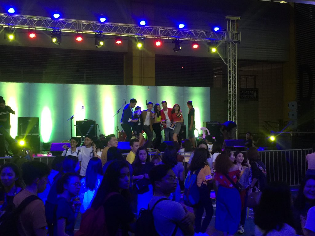TOMCATust's tweet photo. That's a wrap for tonight's Thomasian Welcome Party 2019!
We hope you enjoyed all the performances. Roar loud as you proudly say, TOMASINO NA AKO!
#TWP2019
#USTFreshmenWeek2019 https://t.co/2KH9bXUW1Z