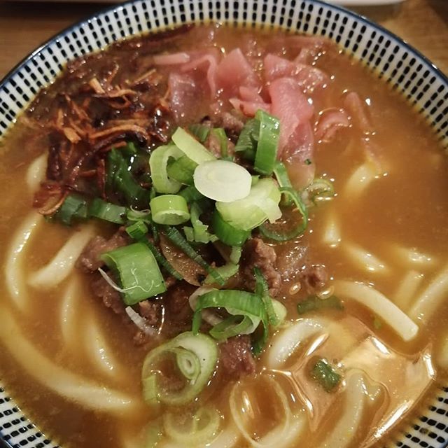SpanishFoodyMom's tweet photo. Amazing curry udon at Machiya London. Delicious!

#curryudon #machiya #london #eatingout #japanese #spanishfoodiemom #foodstagram #instafood #udon #japanesefood https://t.co/MrRJ8nAKlD https://t.co/8SzlZ9xOme