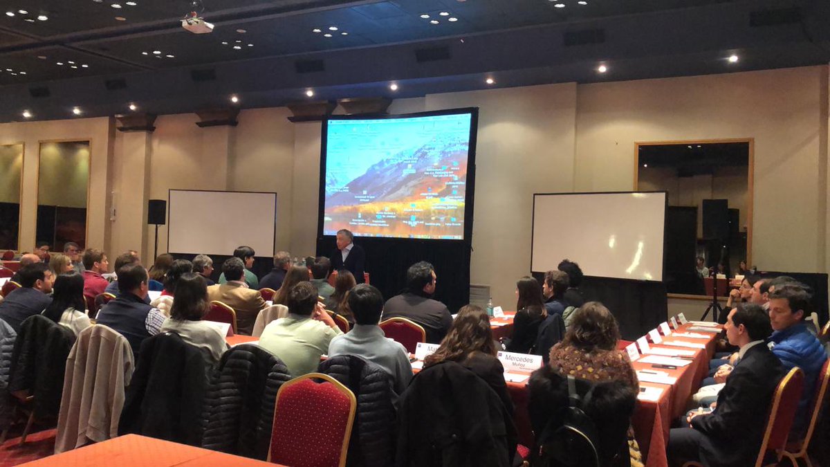 IAE_Austral's tweet photo. Comenzó Programa Pymes Salta 2019 junto a la Subsecretaría #MiPyME y Desarrollo Local del Ministerio de Producción de #Salta.
+ de 50 dueños, socios o directivos de #PyME se impulsan a un  trayecto de conocimiento y profesionalización.  @PyMES_IAE #PymesIAE #IAEBS https://t.co/WxCgooNzEr