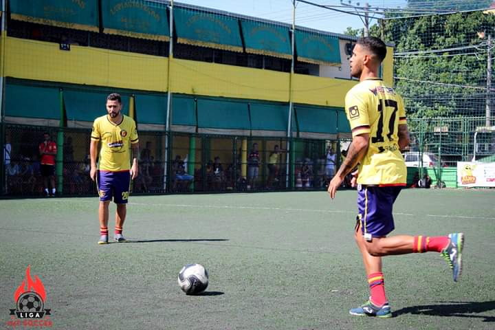 RLFUT7's tweet photo. 📸 Nova Era 3x3 Gift ⚫💛🔴🇨🇴
#AvanteNE #Despacito #Arribaaa #LigaFutSoccer https://t.co/N8IL6X0CRs