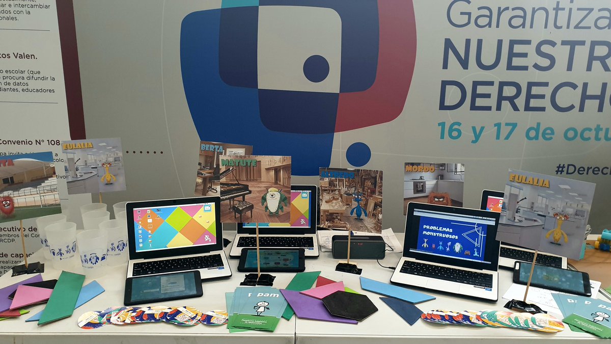 noguera_paola1's tweet photo. El equipo de Matemática de @Plan_Ceibal presente en #SeminarioTecnologíasEnPrimeraInfancia gracias #AprenderTodos por el espacio generado. #Matific #CeibalSomosTodos @Ceip_Anep @cfe_anep @ces_mat https://t.co/YIxrDV4Pnt