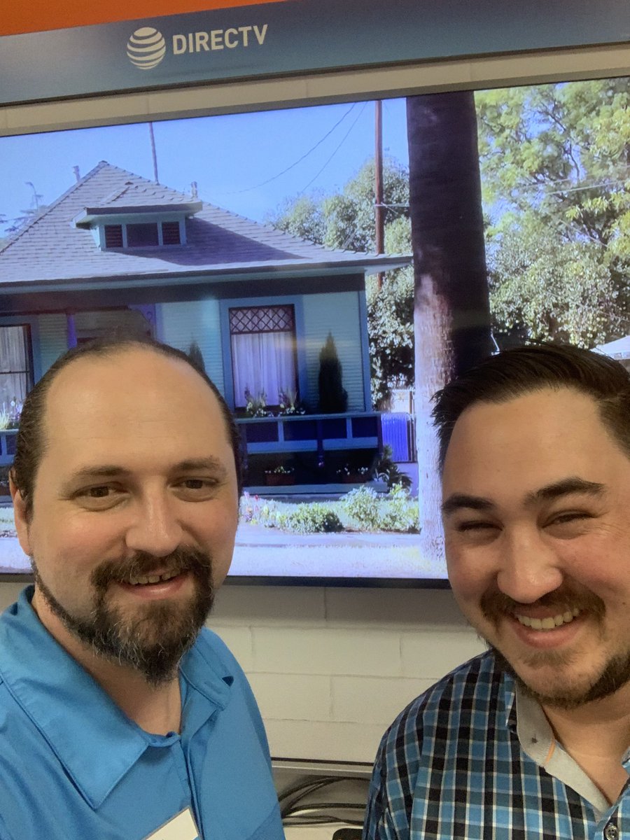 The_Coontz's tweet photo. Another successful Friday morning training at OVM. Trevor is #RETI to sell some At&amp;t TV Now. #OVMagic #TeamPOWer #OHPAcalypse https://t.co/OOnxZm4D73