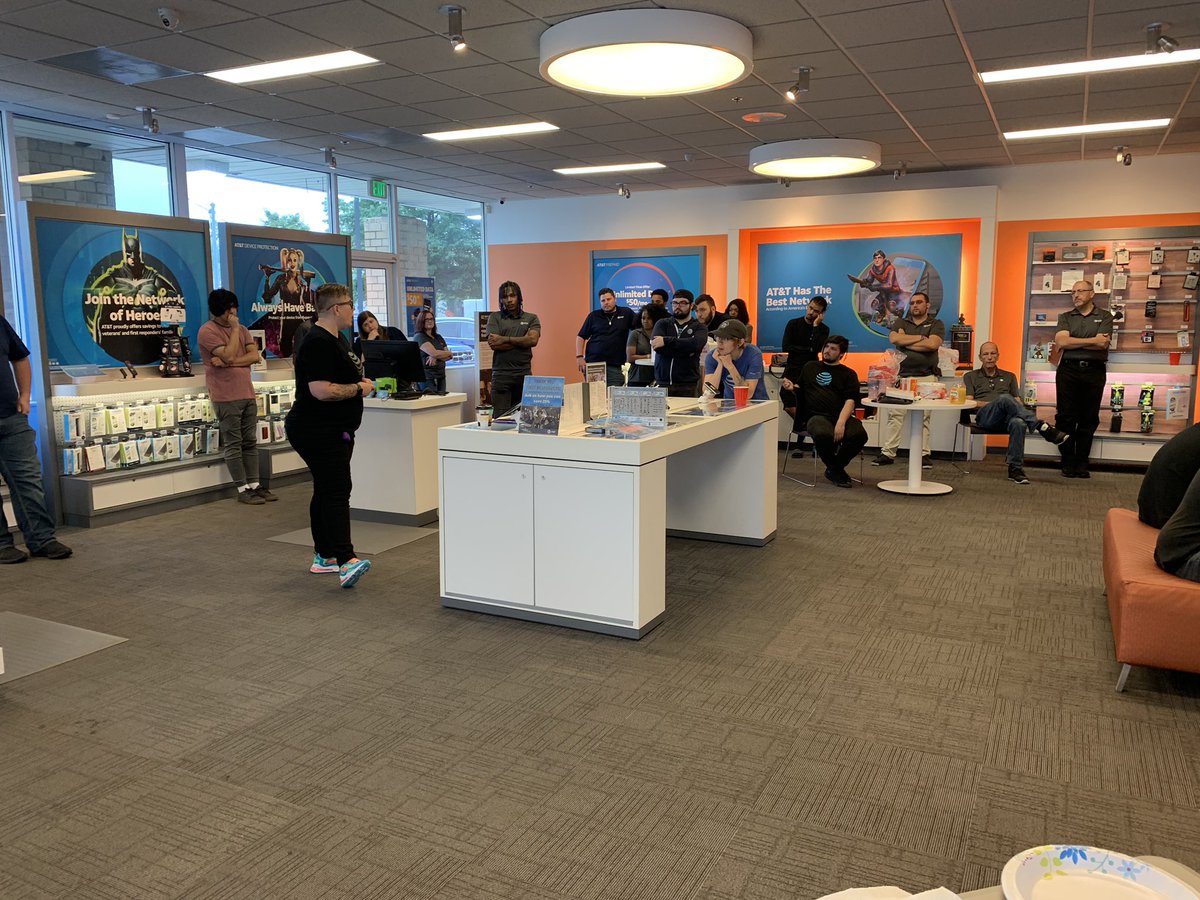 MikeJablonski5's tweet photo. 🧱Making breakfast for the 7:30am meeting for @twe_att ! Proud of all of the accomplishments this team has made and it’s time to make more! @M_Frye_ and Martinez thank you for leading! #BrickByBrick 🧱 #WeAllWearBlue #IgniteWeekend #ProudtobeTWE https://t.co/elYau7KDeu