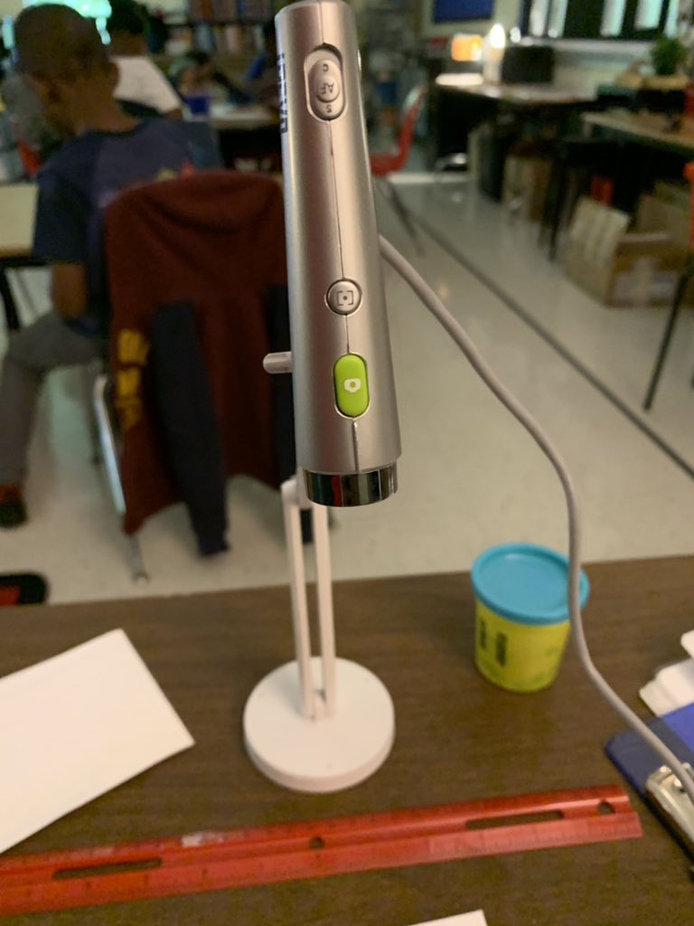 BeyondADouglas's tweet photo. @BESPandaWallace, c/o how I #TeachWithTech. T is using the document camera to display work samples, exemplars, model solving problems & more. Now, Ss can watch me ATTEND TO PRECISION! #modeling #SMP6 @creativedoug_ @DatoriaS https://t.co/gbYpPOfDpm