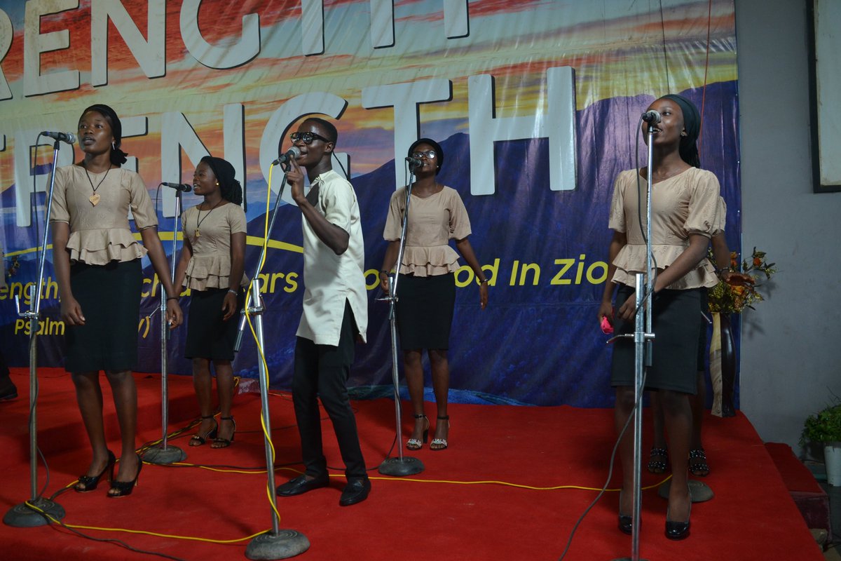 christwaymin's tweet photo. DAY 2 OF YOUTH RETREAT OF CHRIST WAY MINISTRIES INTERNATIONAL 2019.

Tagged : INEXHAUSTIBLE STRENGTH.

#Praisesession https://t.co/rwfuel3yWp