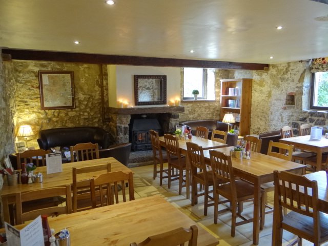 If you fancy a visit to the Stables Cafe then take a look at our recommended walk from the cafe to Biggin and back again, download the map guide here: bit.ly/2THYS5B  
#PeakDistrictWalks