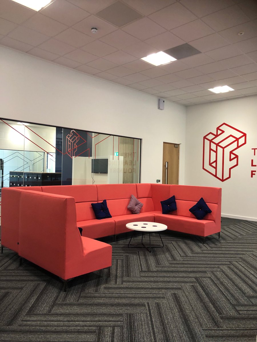 Lesley Penton tweet media