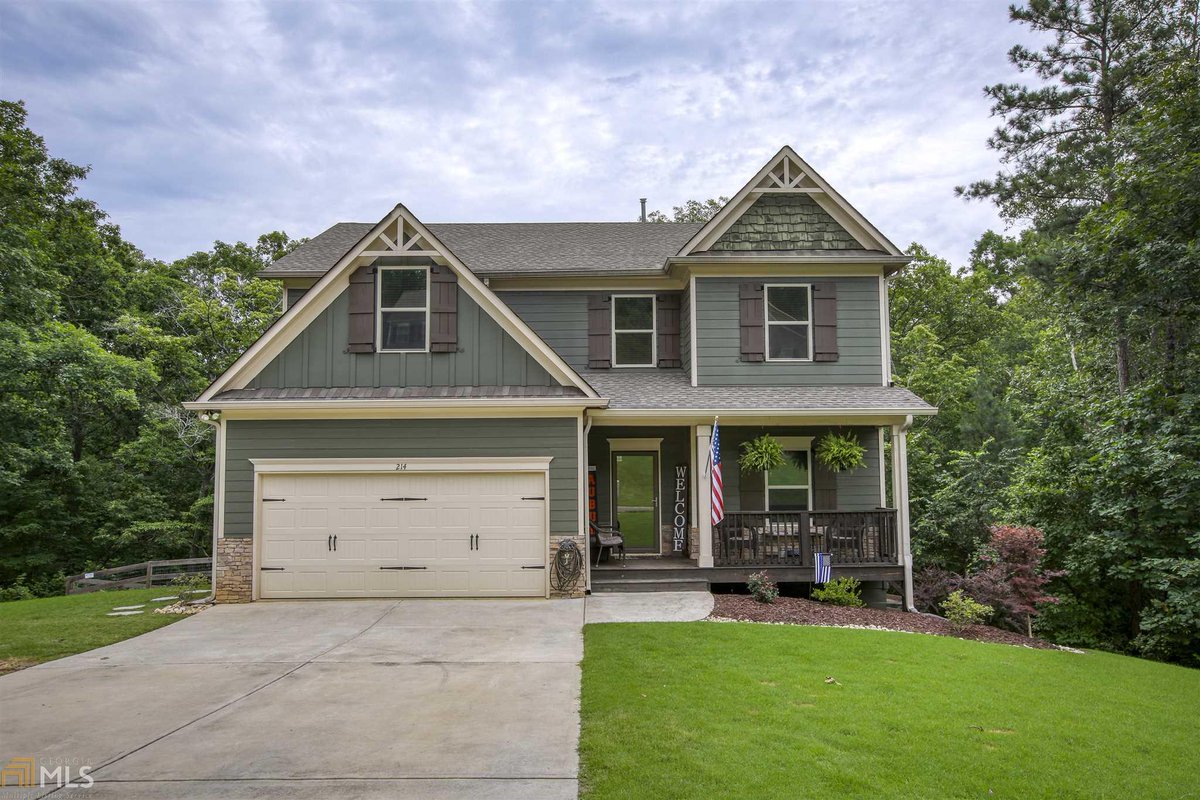 TomWardenAgent's tweet photo. Ready to upgrade? Impeccable 4 BD/ 4 BA in Ball Ground has it all. Call/text/DM me!  https://t.co/RGhmNOgCsI https://t.co/cyiBsPIBr3