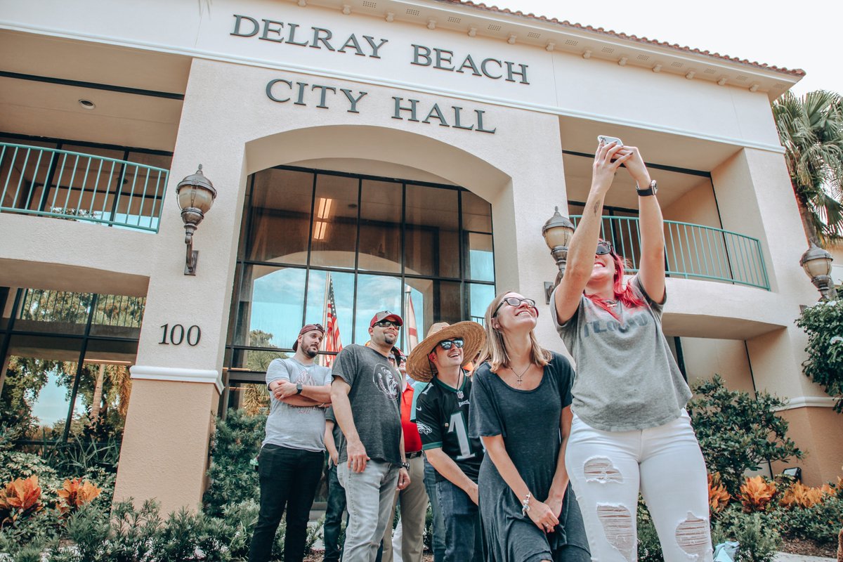 GovQuote's tweet photo. We teamed up with some of the GovSpend team to join #ELGL and take a #CityHallSelfie or two. #SAYCHEESE! 
#elgl19 #cityofdelraybeach @ELGL50 https://t.co/pbU4JGUXc4