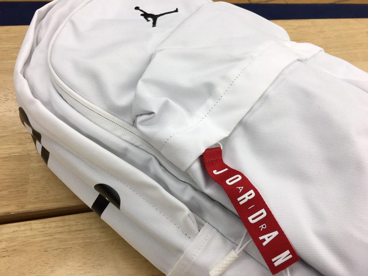 gallery2basket's tweet photo. 【新商品入荷】JORDAN AIR PATROL BACKPACK(9A0172-001,023)
https://t.co/vdIwVx45R0
#gallery2 #ギャラリー2 #ギャラ2 #jordan #airjordan #エアジョーダン #ジョーダン #jordanbrand #ジョーダンブランド #jordanbasketball #jordanbag #jordanbackpack #ジョーダンバッグ #ジョーダンバックパック https://t.co/9DHL6ohQUH