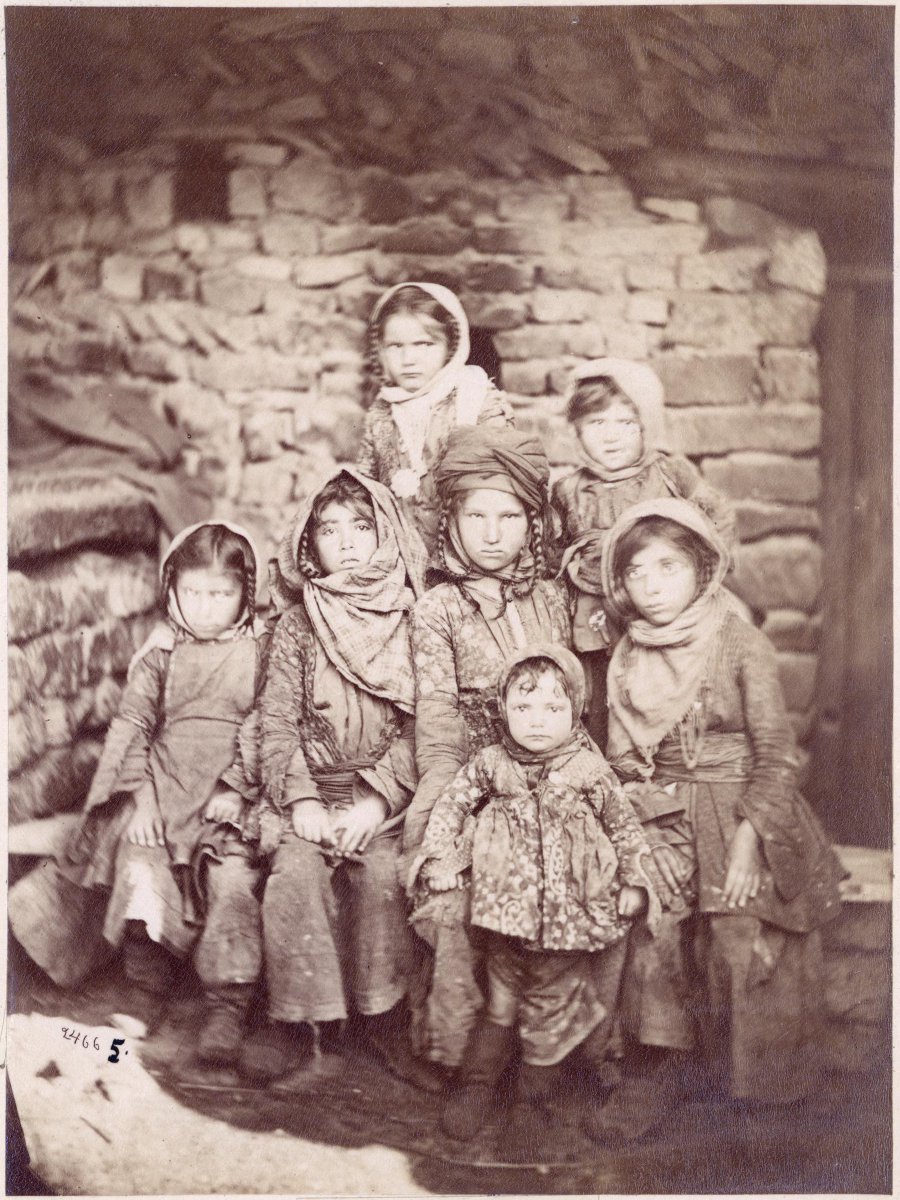 CaucasusWorld's tweet photo. Kids from the village of #Khinalug, #Quba District, #Azerbaijan (1880). https://t.co/dmBJYj4s25