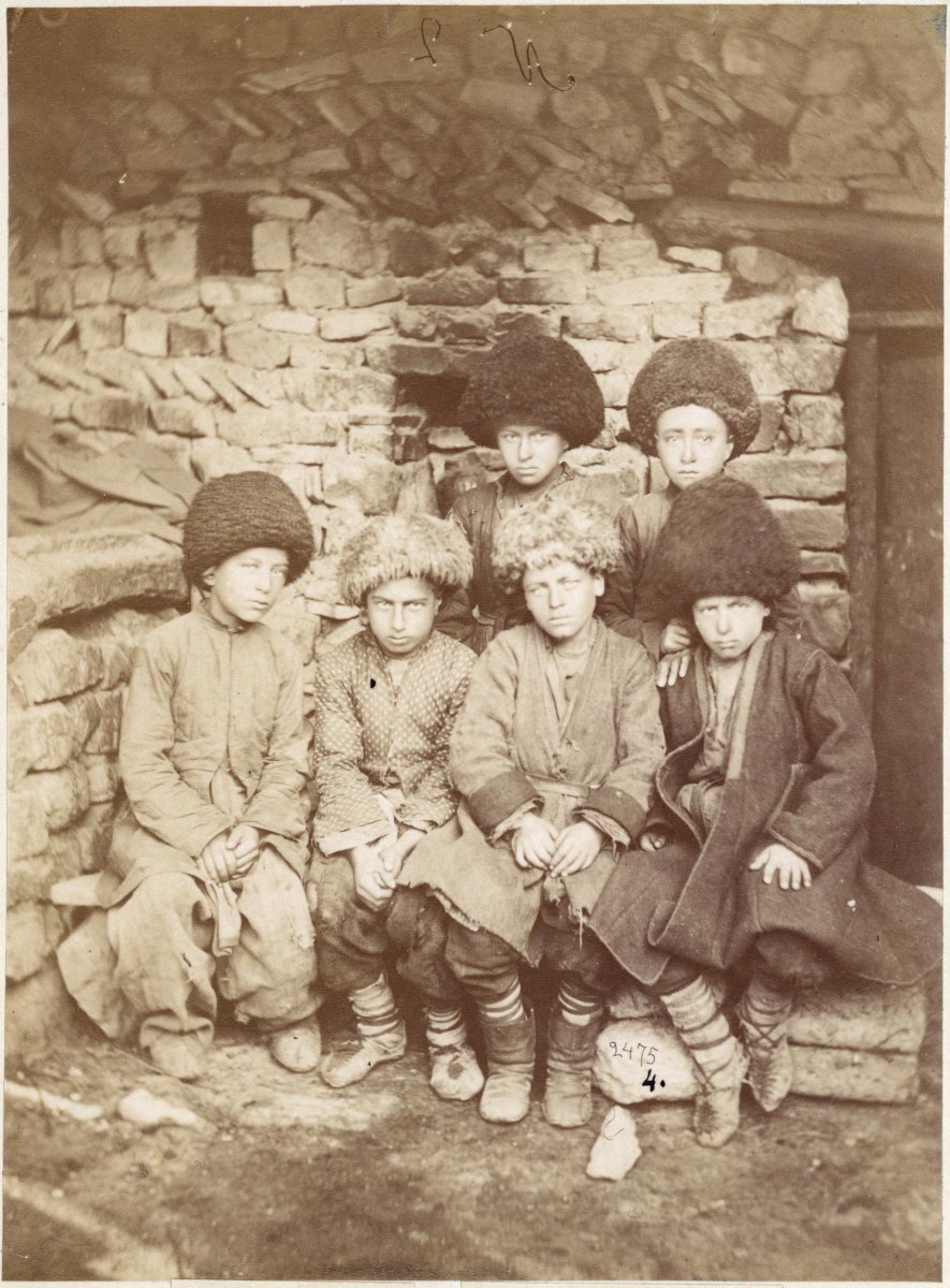 CaucasusWorld's tweet photo. Kids from the village of #Khinalug, #Quba District, #Azerbaijan (1880). https://t.co/dmBJYj4s25